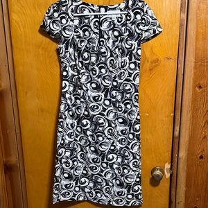 Knee Length Black and White Patterned Dress